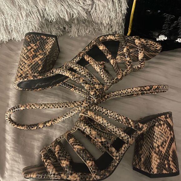 37/6.5/7 free people colette sansal/shoe/heel python/strappy caged gladiator - Picture 7 of 11